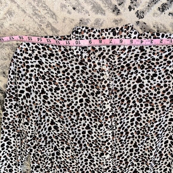H&M White Cream Black Leopard Print Long Sleeve Button Up Blouse Size Large - Picture 4 of 9